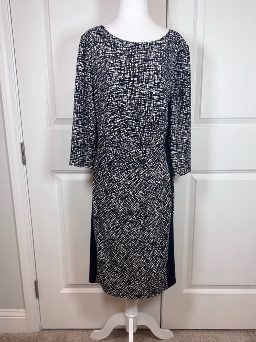 Lauren Ralph Lauren Sheath Dress 14 Black White Ruched Slimming Work Office